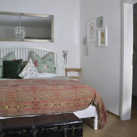 Panzió Romantisches Apfelstern Unterwornitz