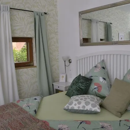 Panzió Romantisches Apfelstern Unterwornitz