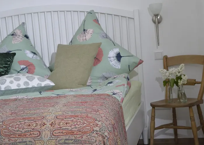 Romantisches Apfelstern Bed and Breakfast 3*